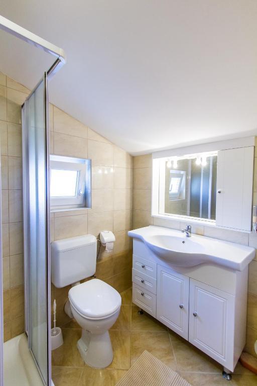 Apartments & Rooms Krk Krk Island Rom bilde