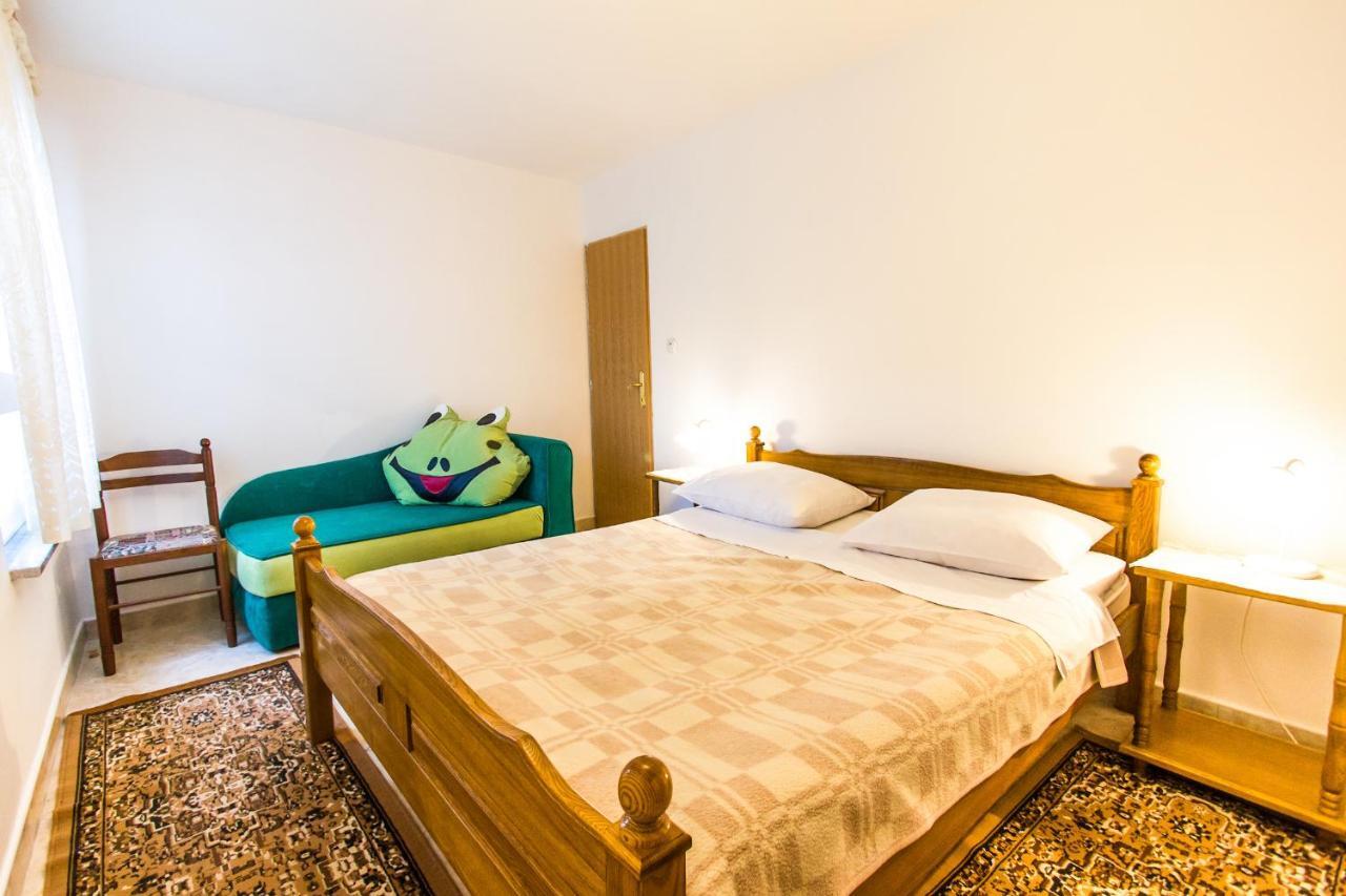 Apartments & Rooms Krk Krk Island Rom bilde
